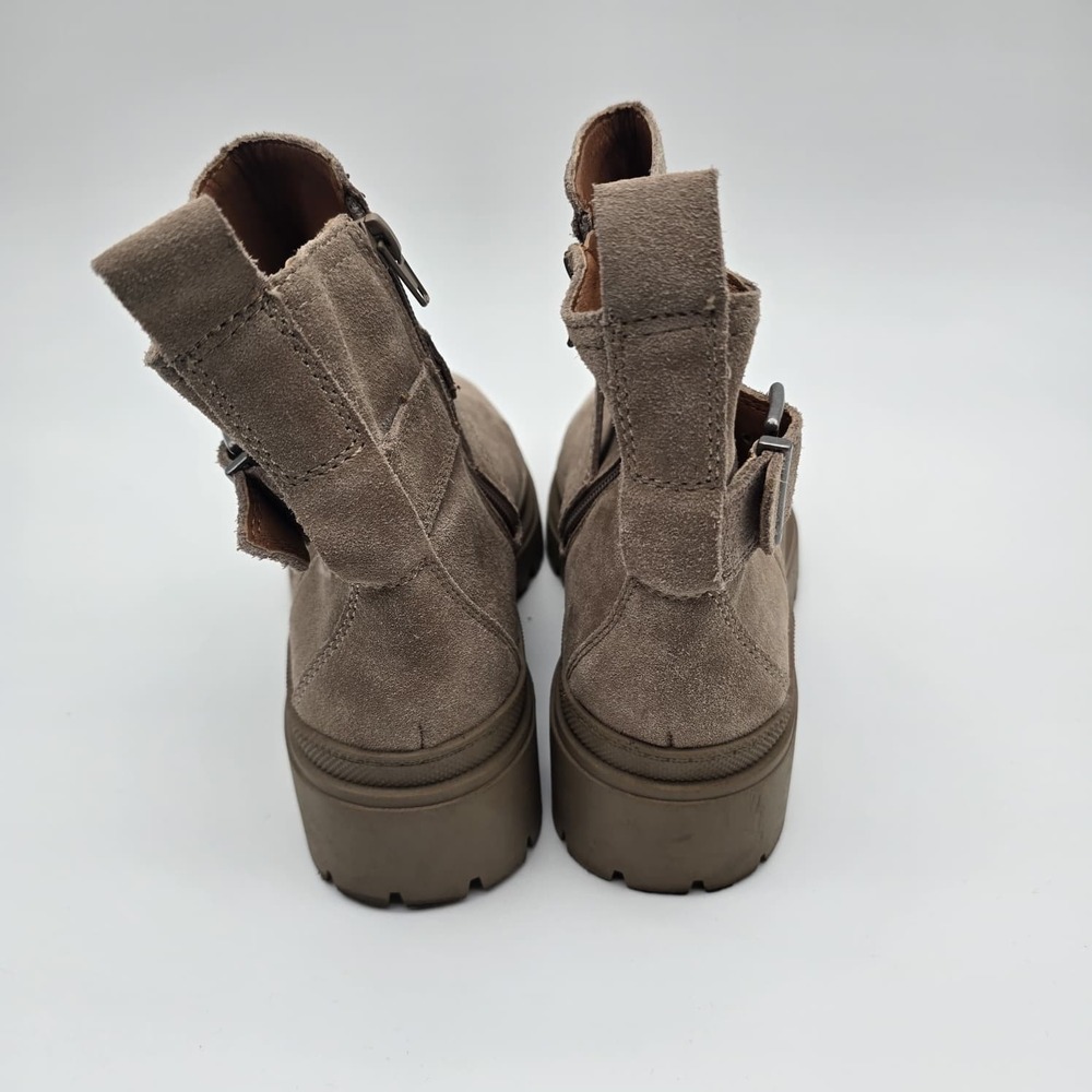 Lucky Brand LP-Elyton Women's Lug Sole Taupe Suede Leather Ankle Boots Size 9 - Picture 3 of 7